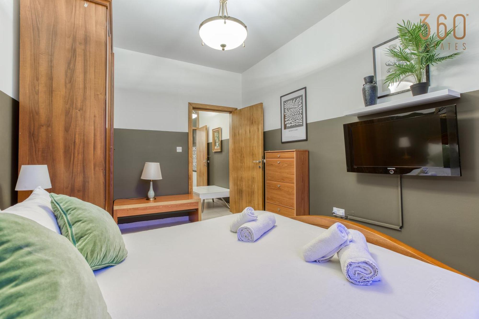 A Comfortable Apartment In The Heart Of Paceville Bt 360 Estates Saint Julian's Ngoại thất bức ảnh